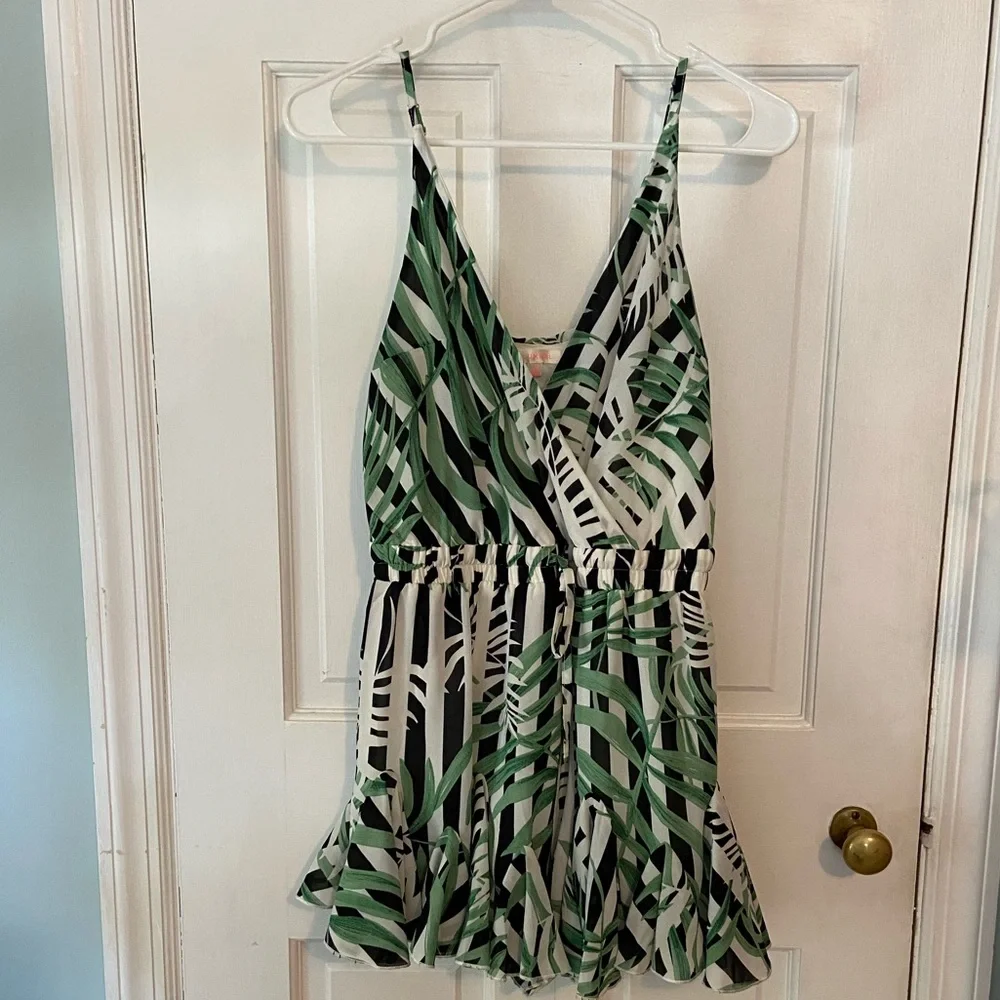 Patterned romper - Picture 2 of 5